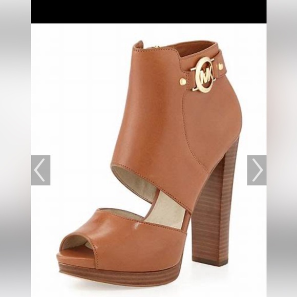 Michael Kors Shoes - Elegant Michael Kors Tan Wyatt Platform Sandals